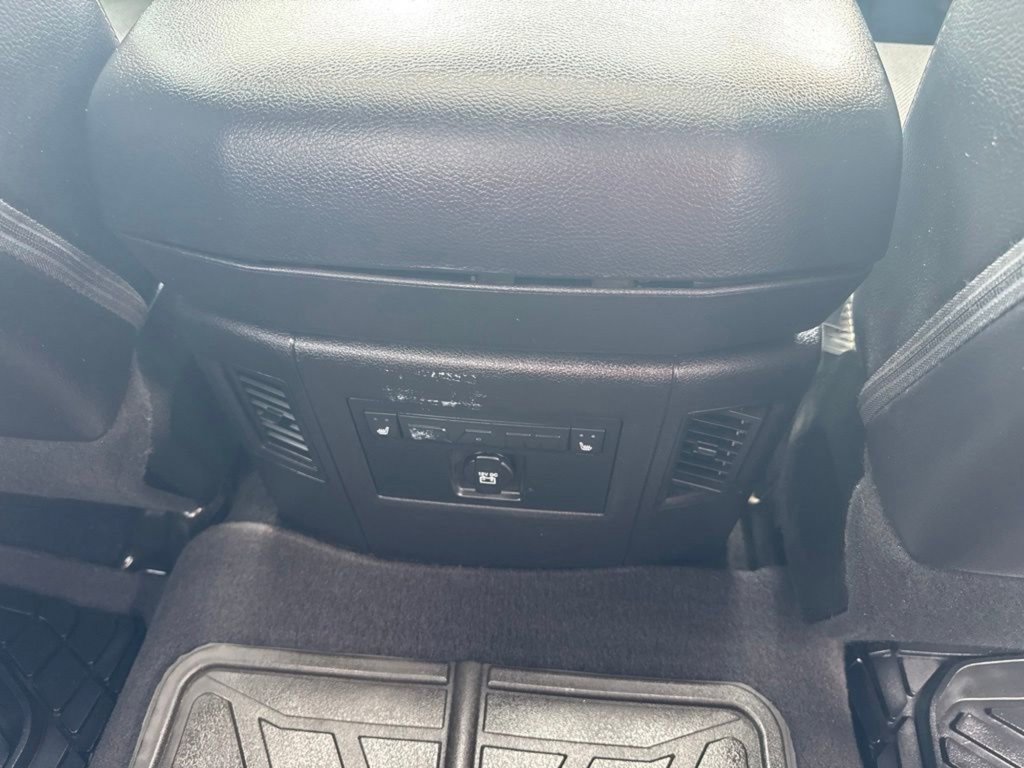 Used 2017 Brilliant Black Crystal Pearlcoat Ram Laramie image 22