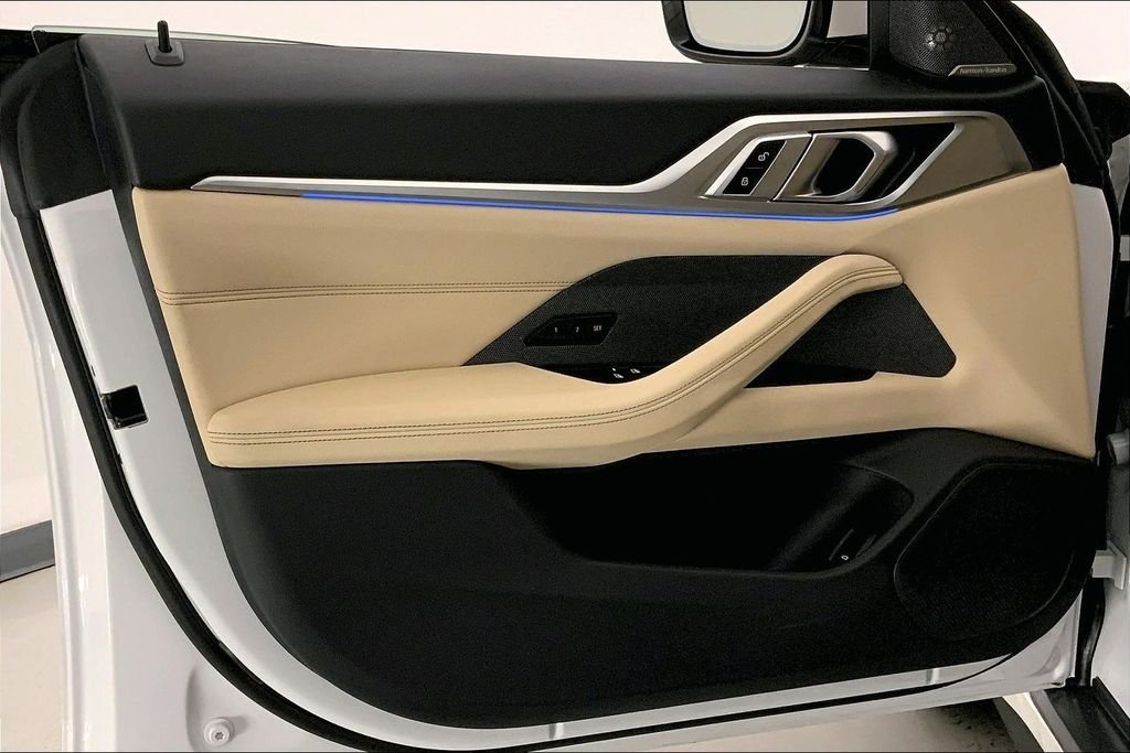 Used 2023 Mineral White Metallic BMW  image 24