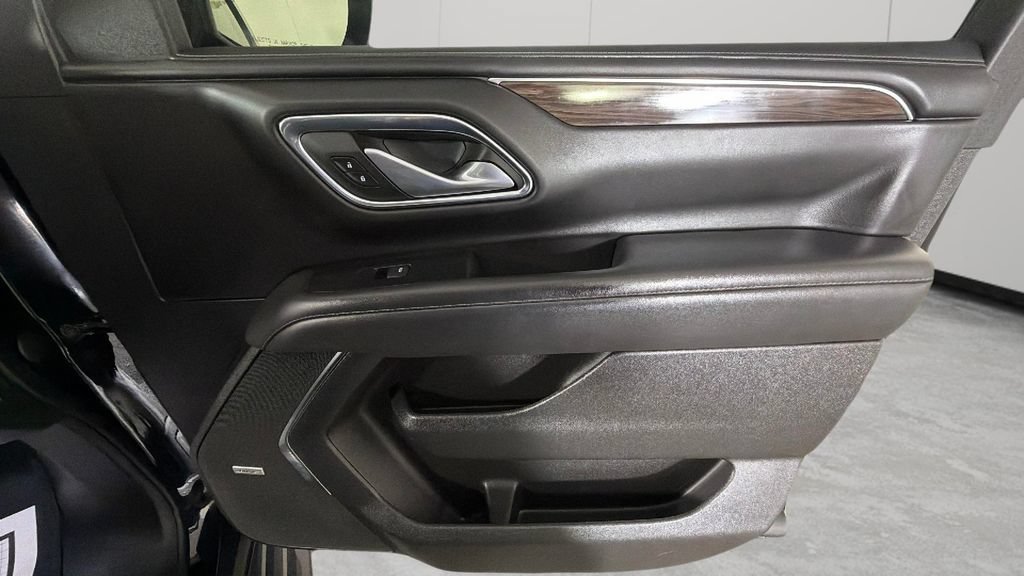 Used 2022 Black Chevrolet LT image 31