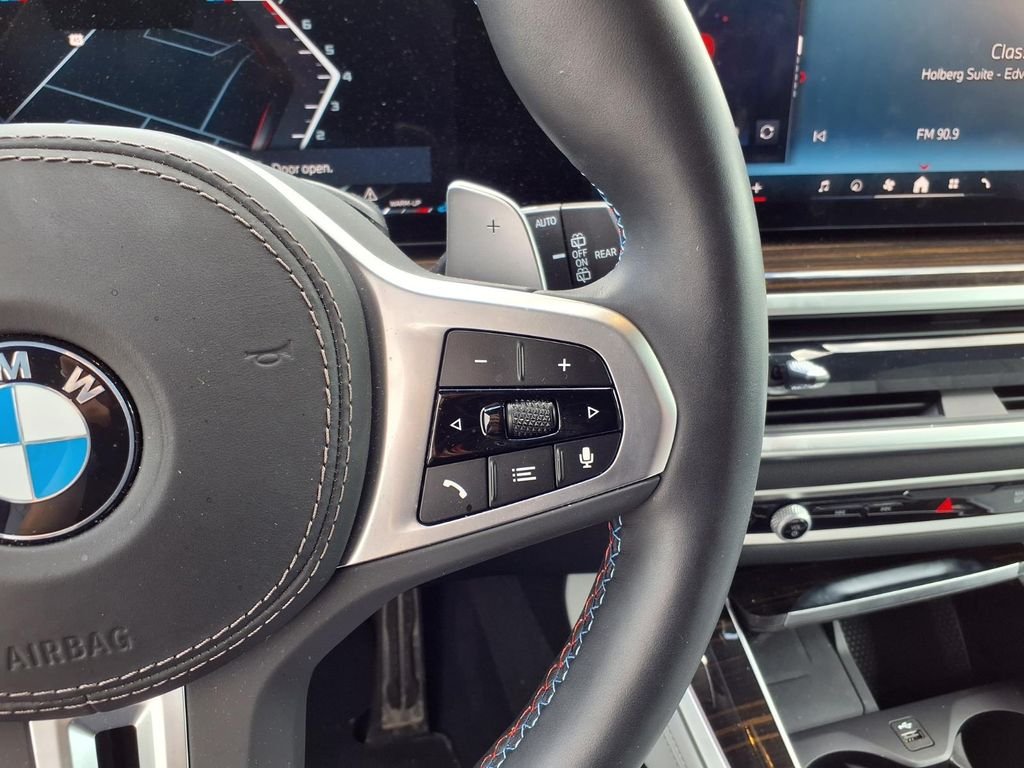 Used 2025 Brooklyn Grey Metallic BMW M60i image 8
