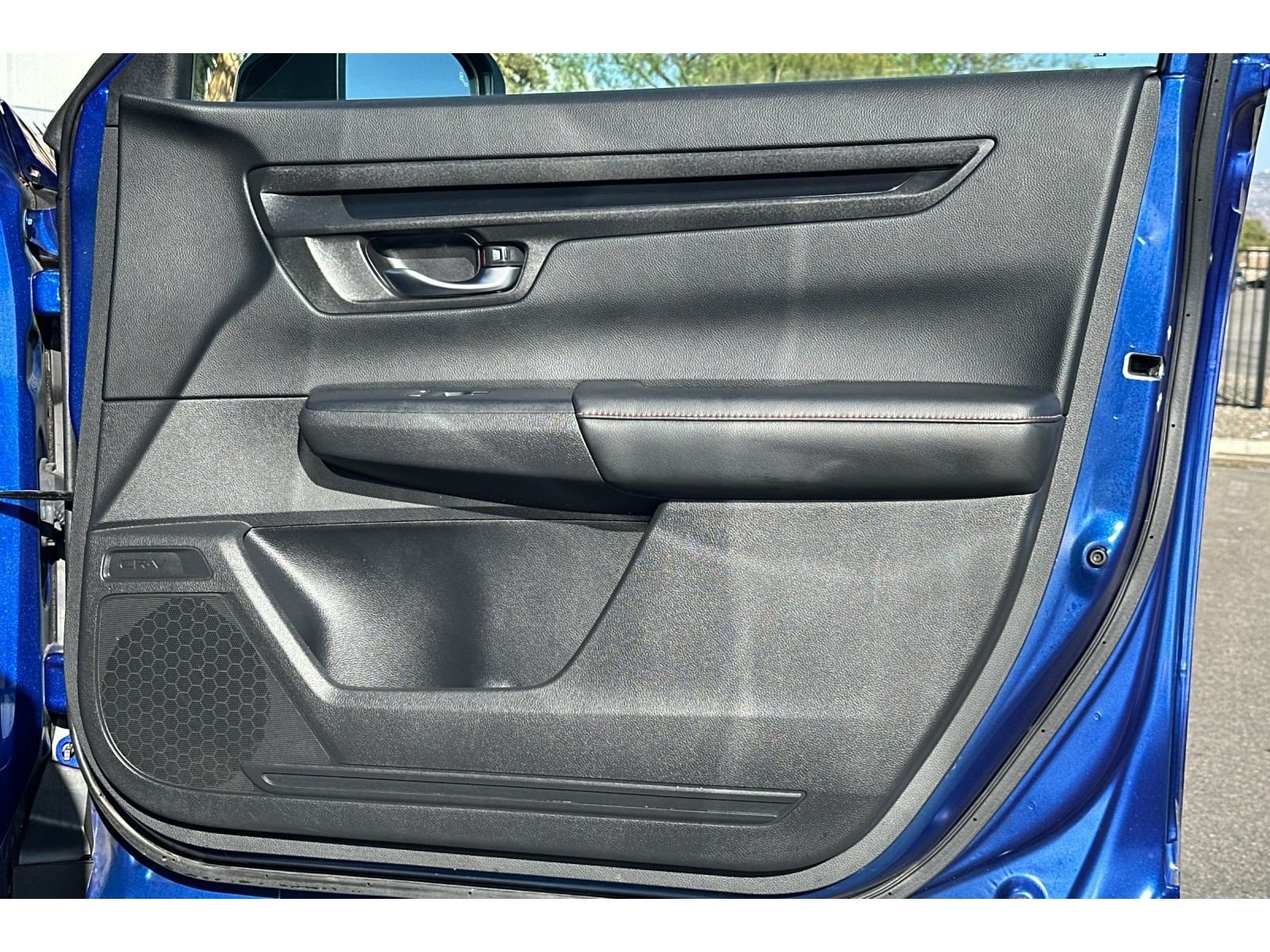 Used 2025 Still Night Pearl Honda Sport image 21