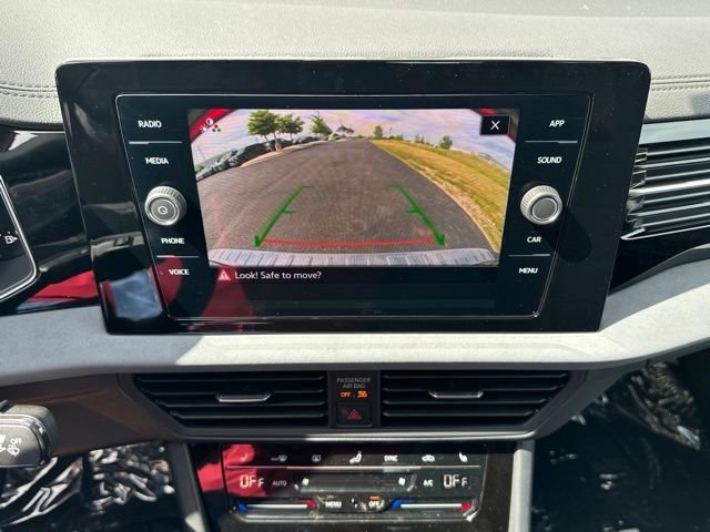 New 2026 Deep Black Pearl Volkswagen 1.5T SE image 28