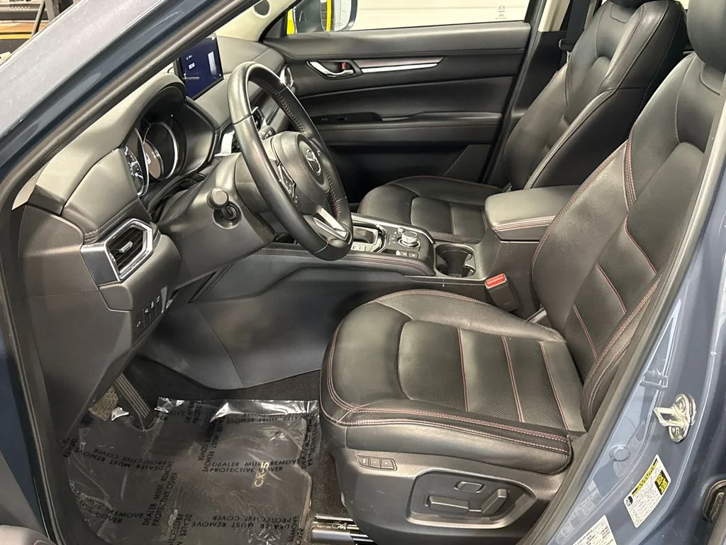 Certified Used 2025 Gray Mazda 2.5 S Carbon Edition image 7