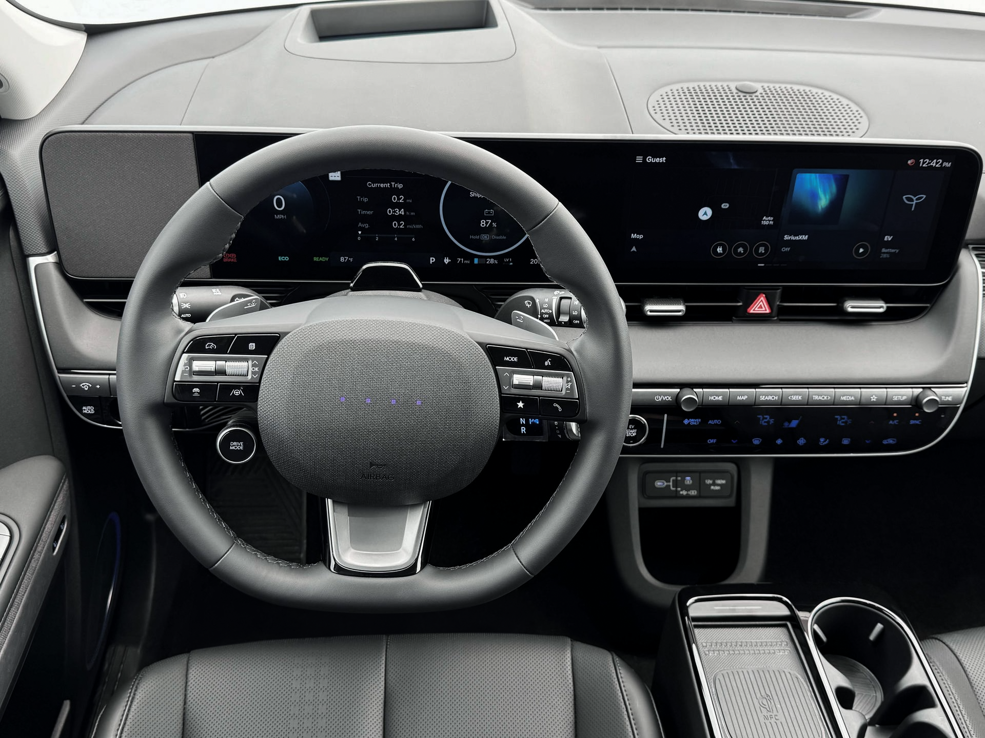 2025 Hyundai IONIQ 5 Limited - Photo 17