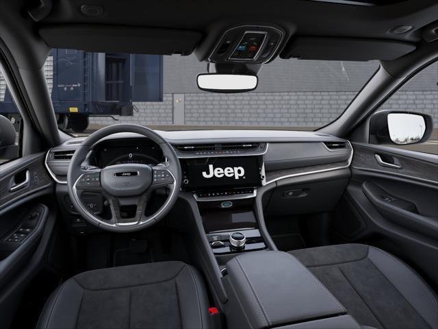 New 2026 Bright White Clear-Coat Exterior Paint Jeep Laredo image 8