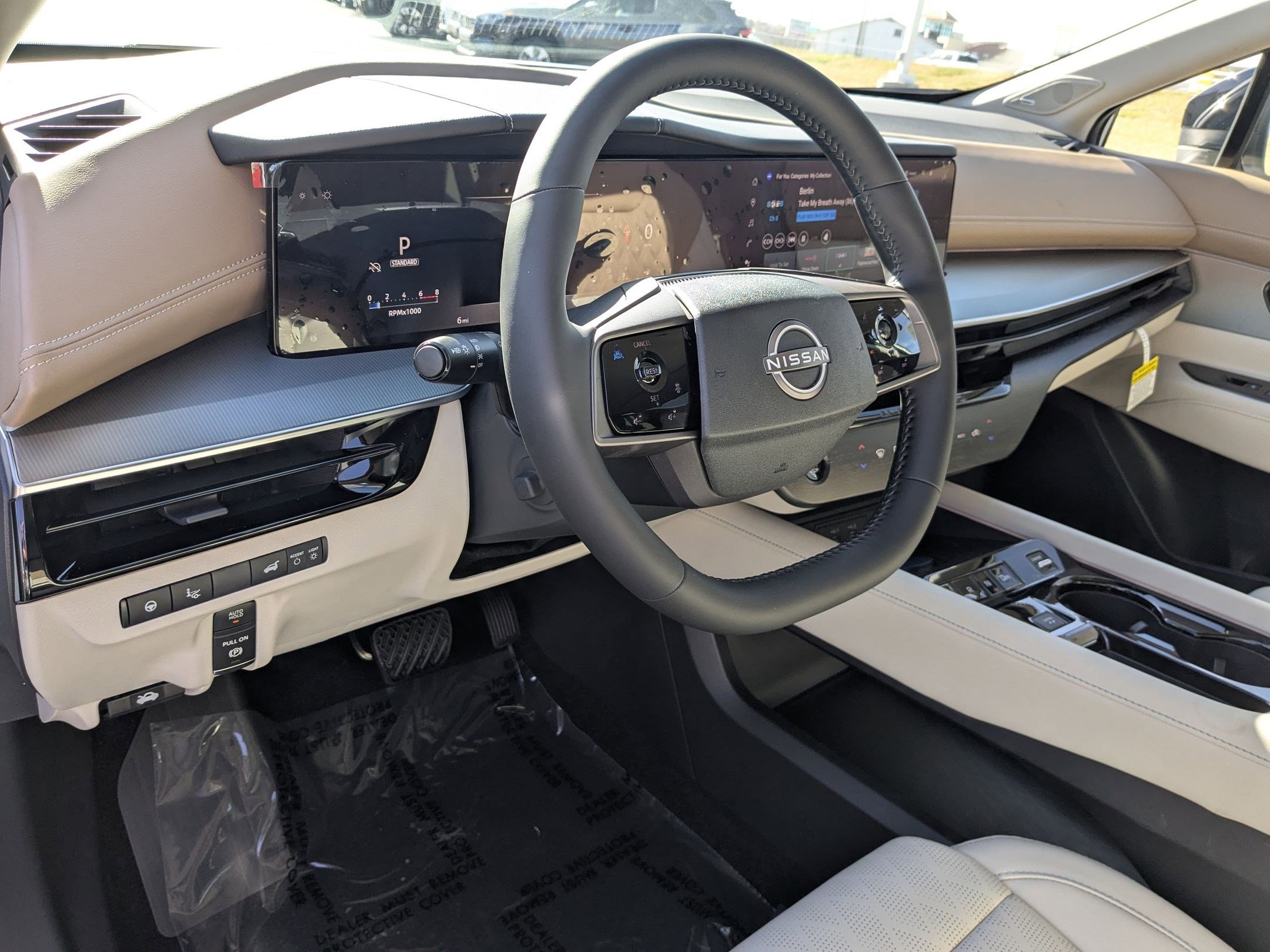New 2026 Everest White Pearl Tricoat Nissan Platinum image 10