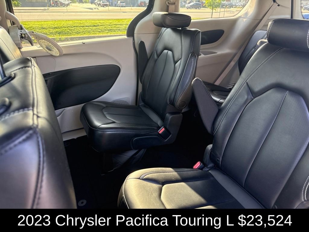 Used 2023 Crystal Metallic Chrysler Touring L image 14