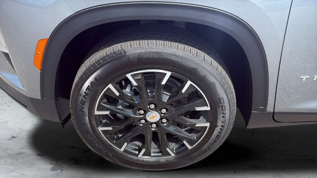 2026 Chevrolet Traverse LT - Photo 30