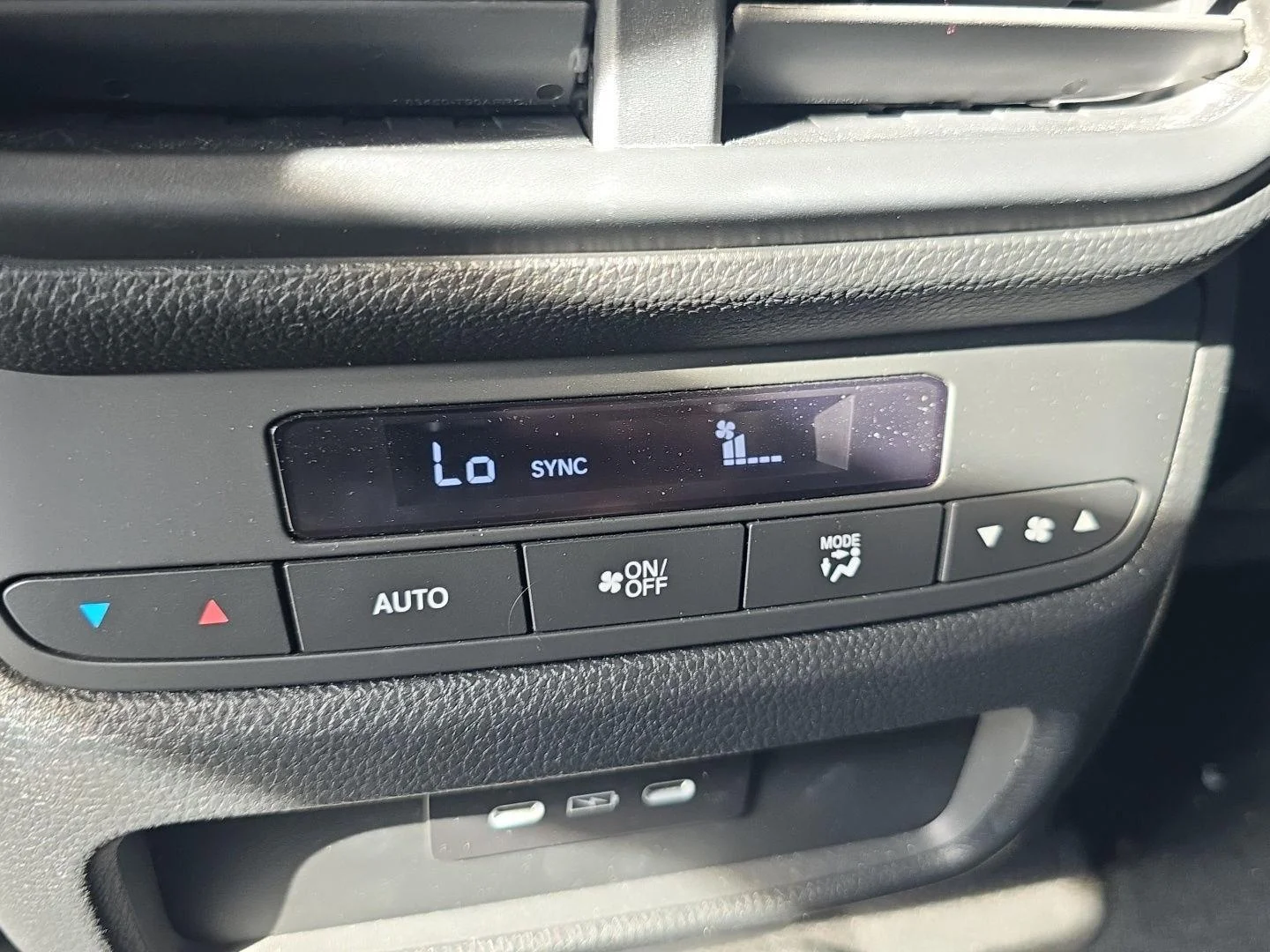 Used 2025 Modern Steel Metallic Honda EX-L image 20