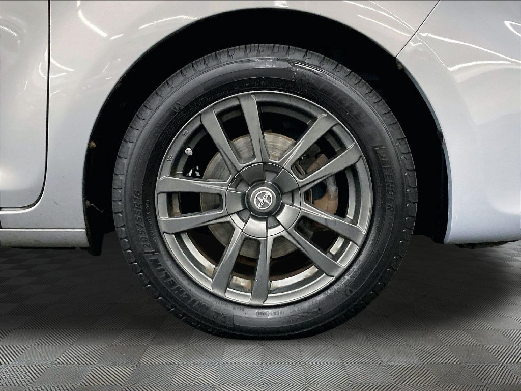 Used 2013 Silver Scion 10 Series image 7