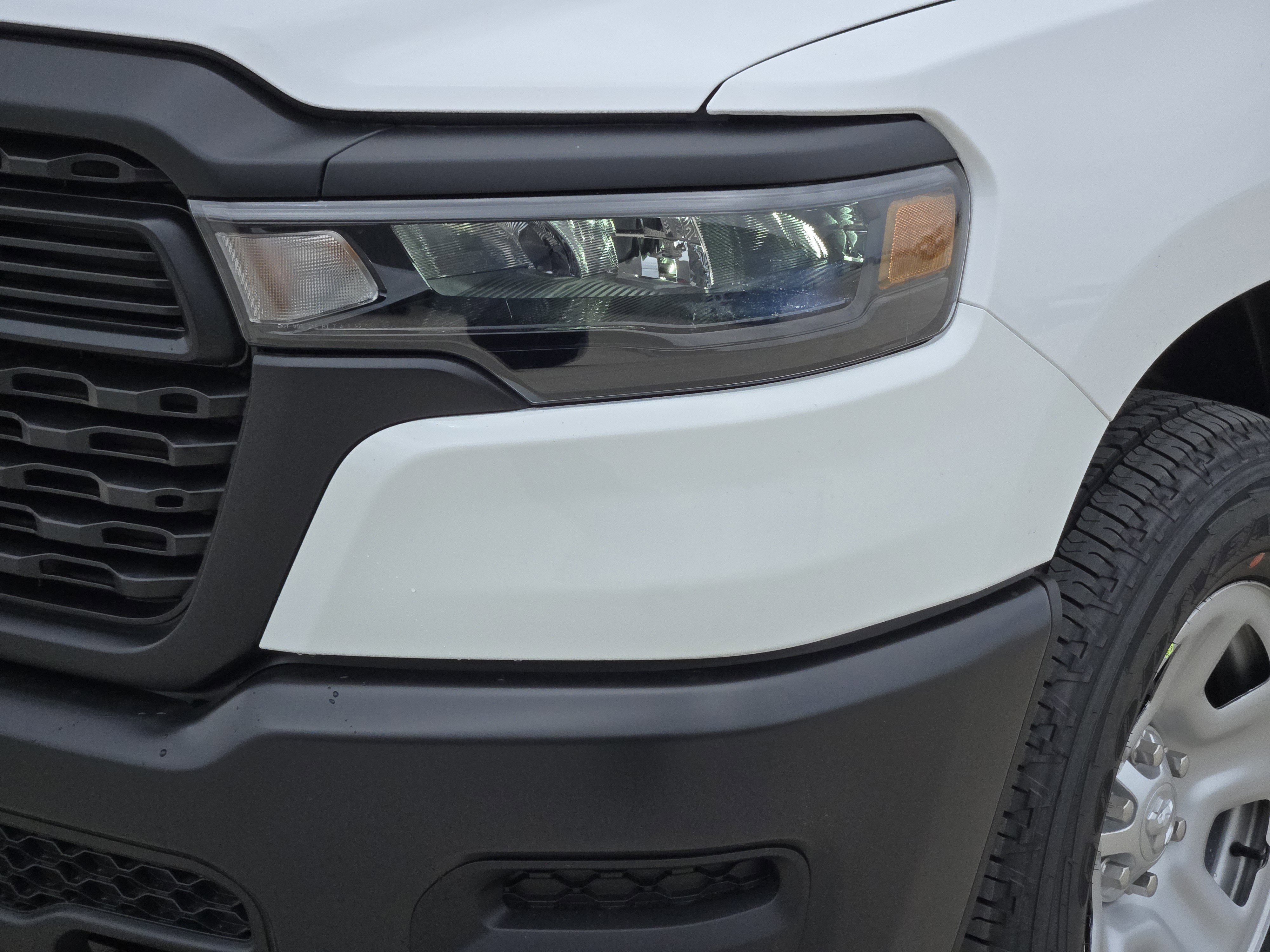New 2026 Bright White Clearcoat RAM Tradesman image 7