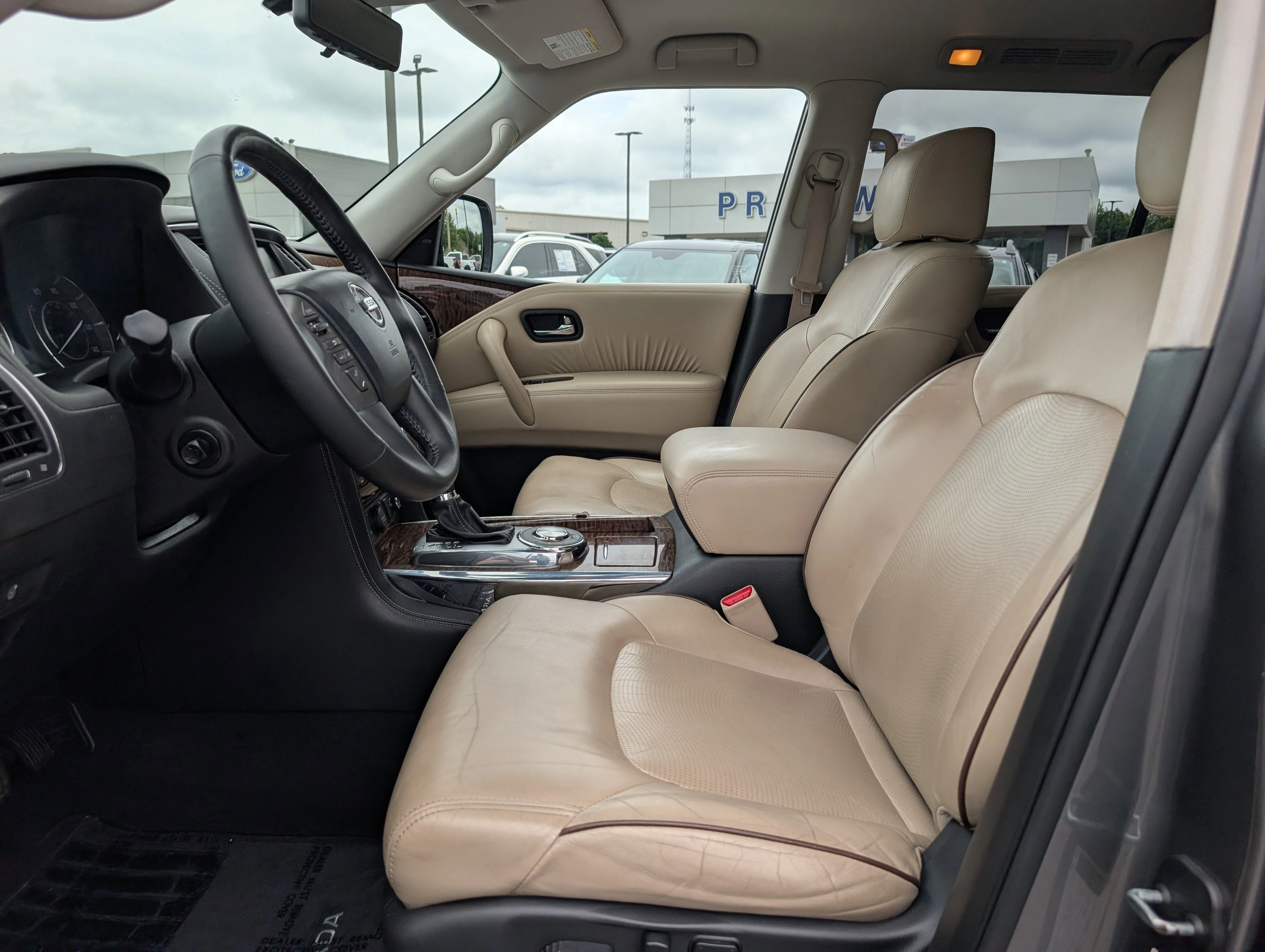 Used 2018 Gun Metallic Nissan Platinum image 19
