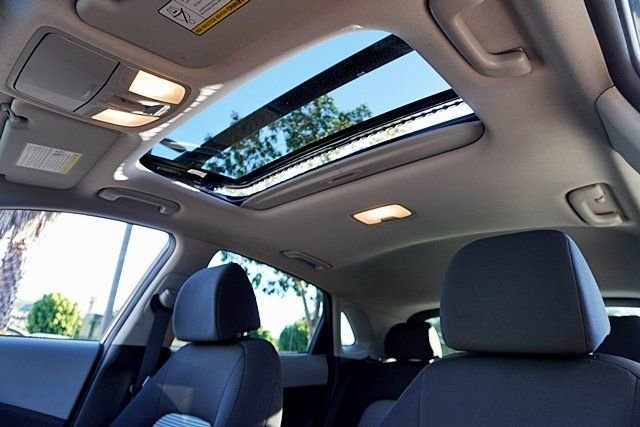 Used 2020 Gray Hyundai SEL Plus image 15