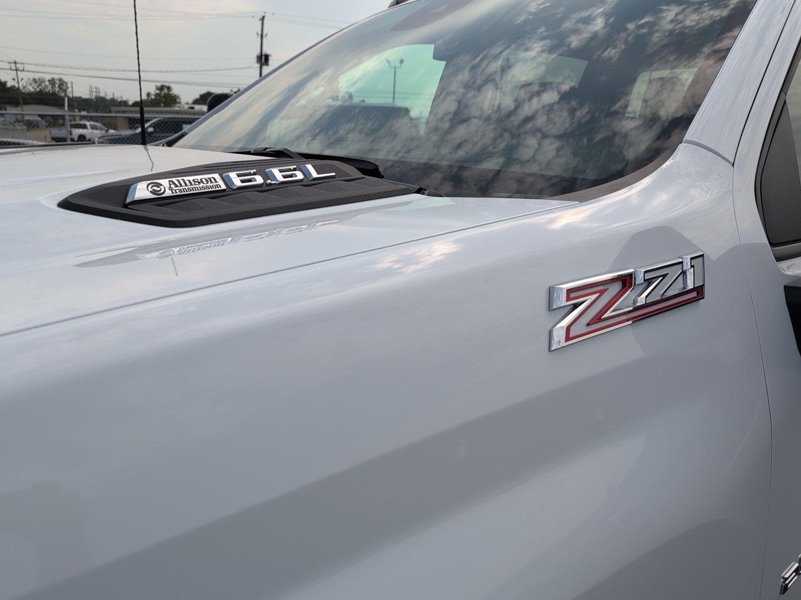 2026 Chevrolet Silverado 2500 HD Custom - Photo 10