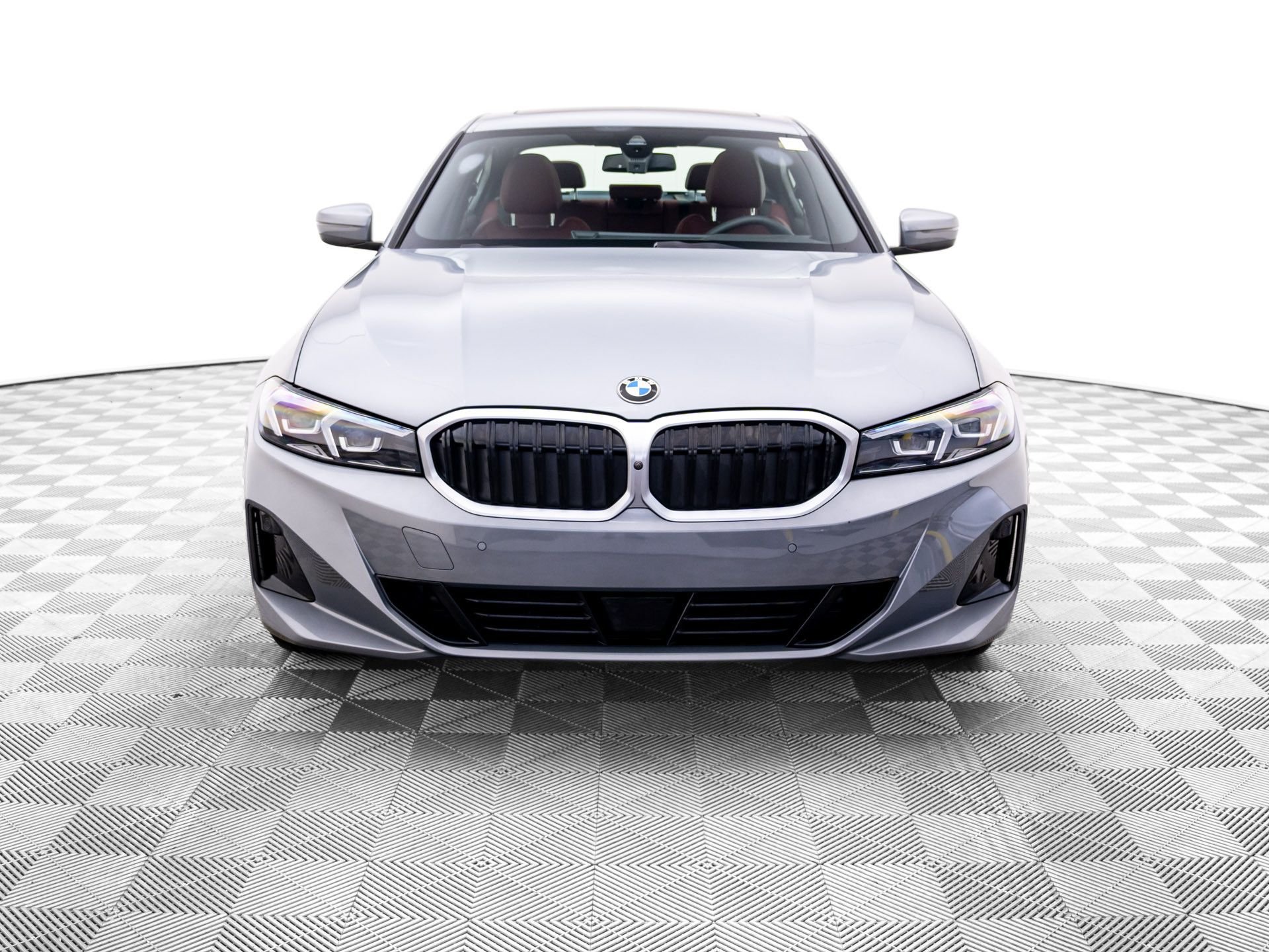 Certified Used 2025 Skyscraper Grey Metallic BMW 330i xDrive image 9