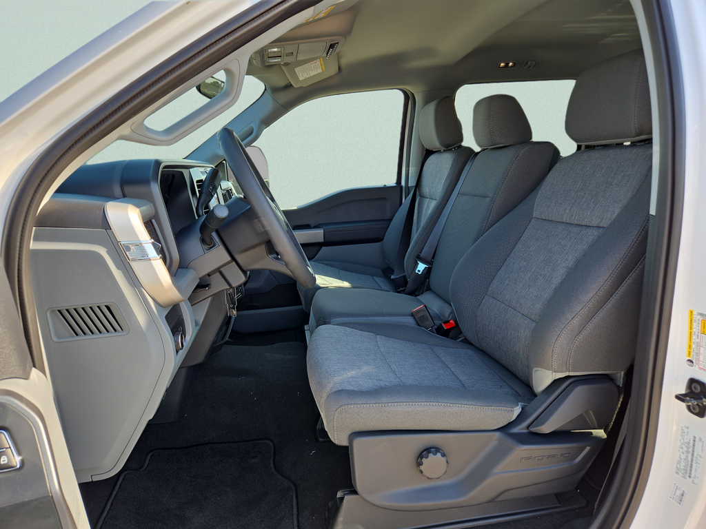 New 2026 Oxford White Ford F-350® XL image 13
