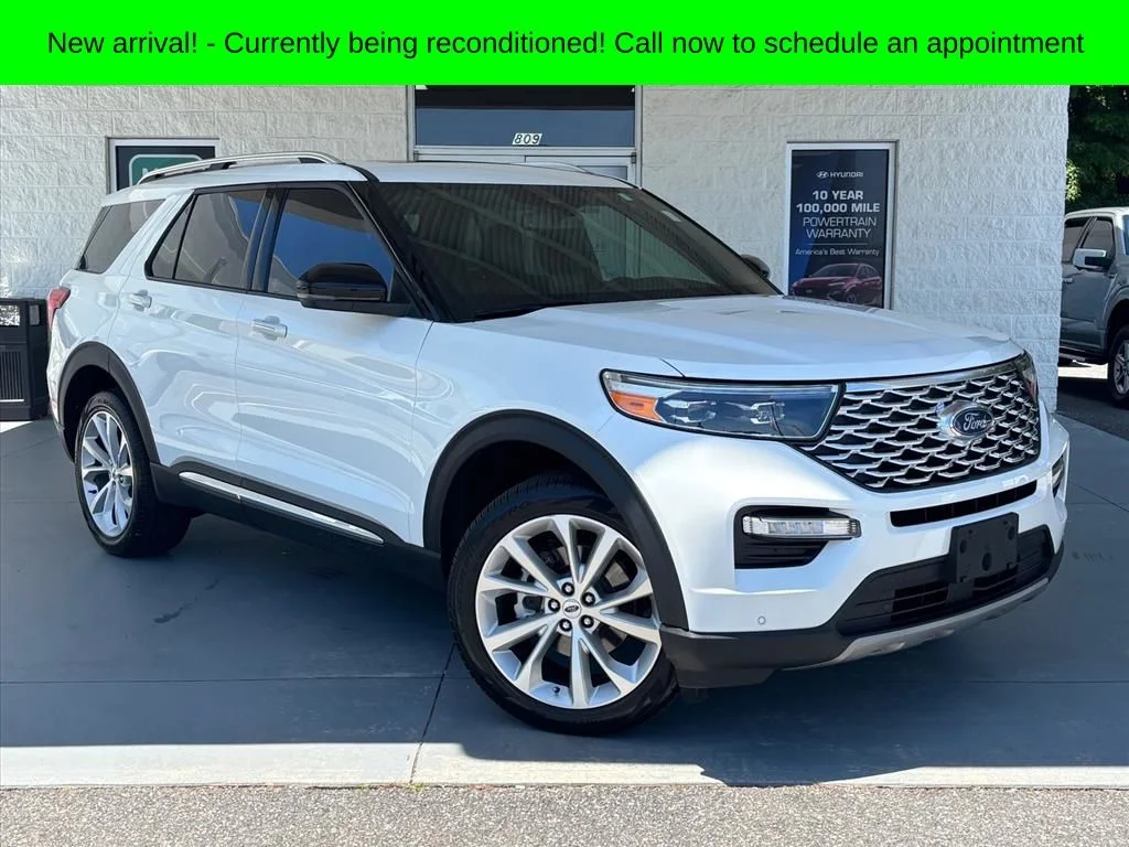 2024 Ford Explorer Platinum 4WD's photo