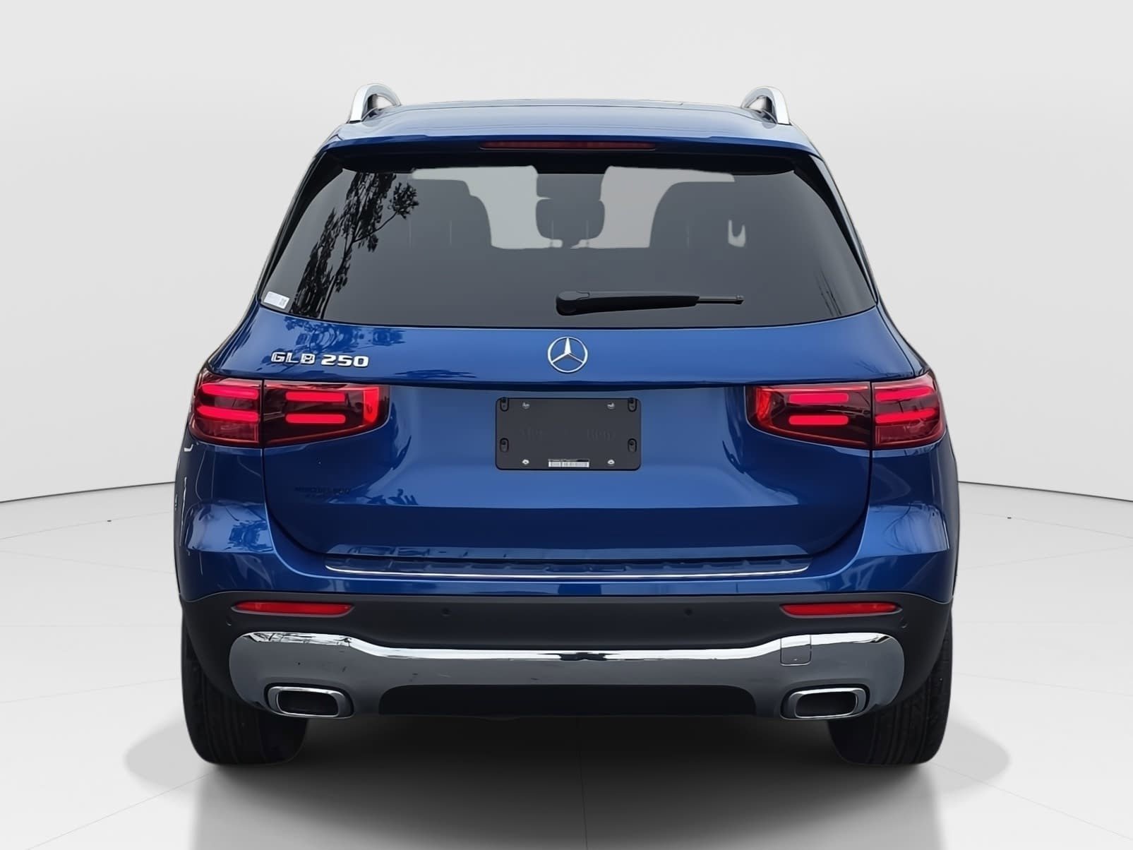New 2026 Starling Blue Metallic Mercedes-Benz GLB250 image 6