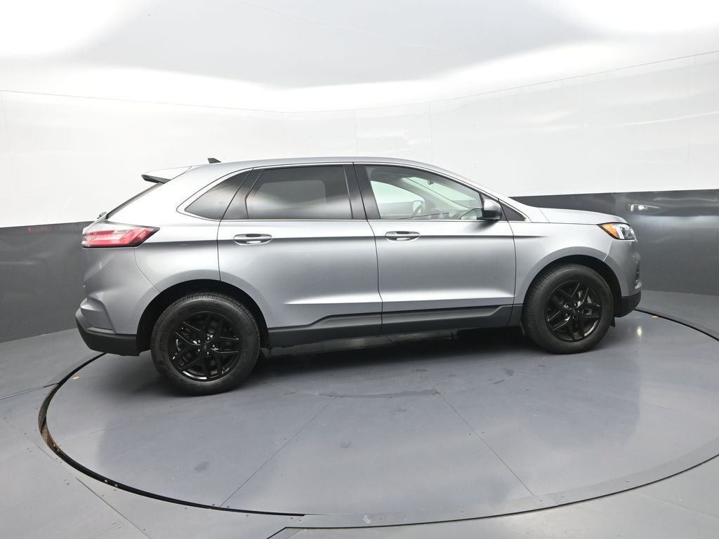 2023 Ford Edge SEL - Photo 12