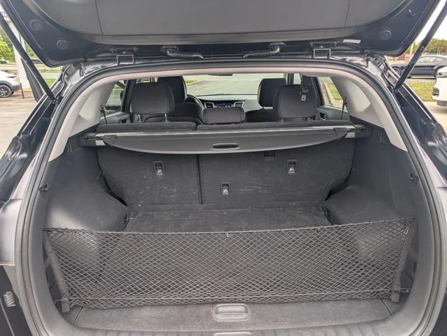 Used 2018 Black Hyundai Sport image 9