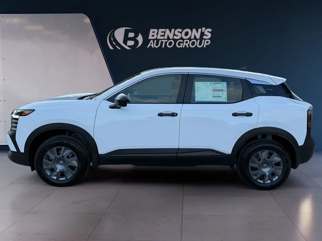 New 2027 White Nissan S image 2