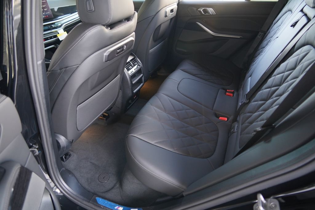 New 2026 Black Sapphire Metallic BMW sDrive40i image 22