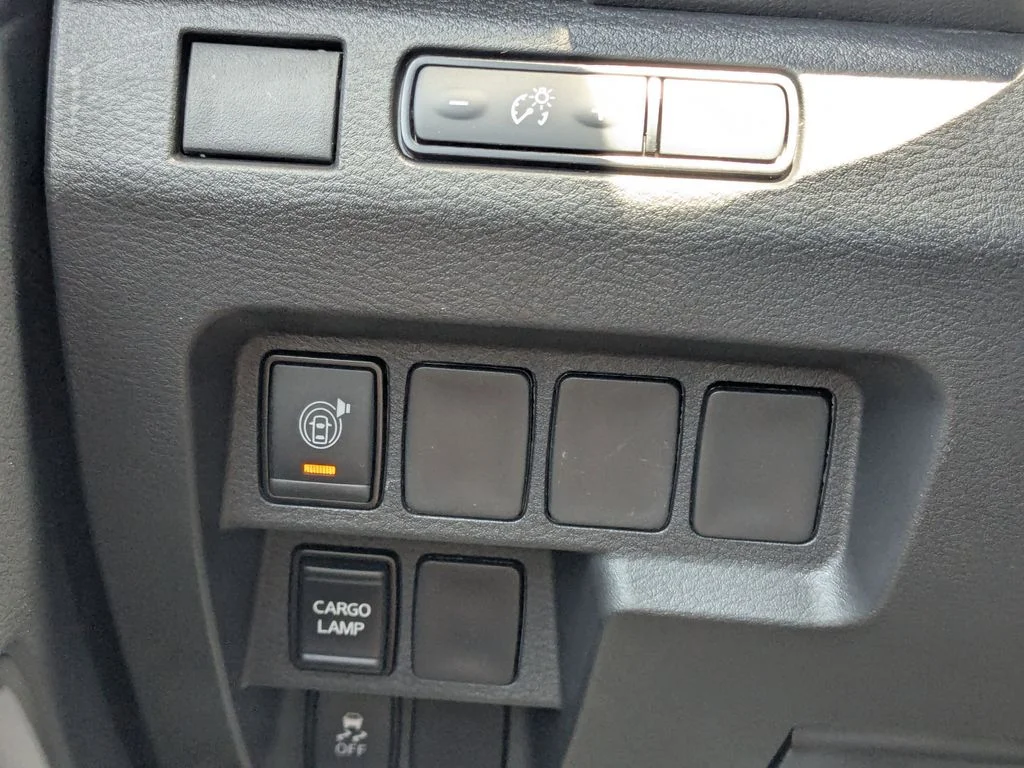2025 Nissan Frontier SV - Photo 32
