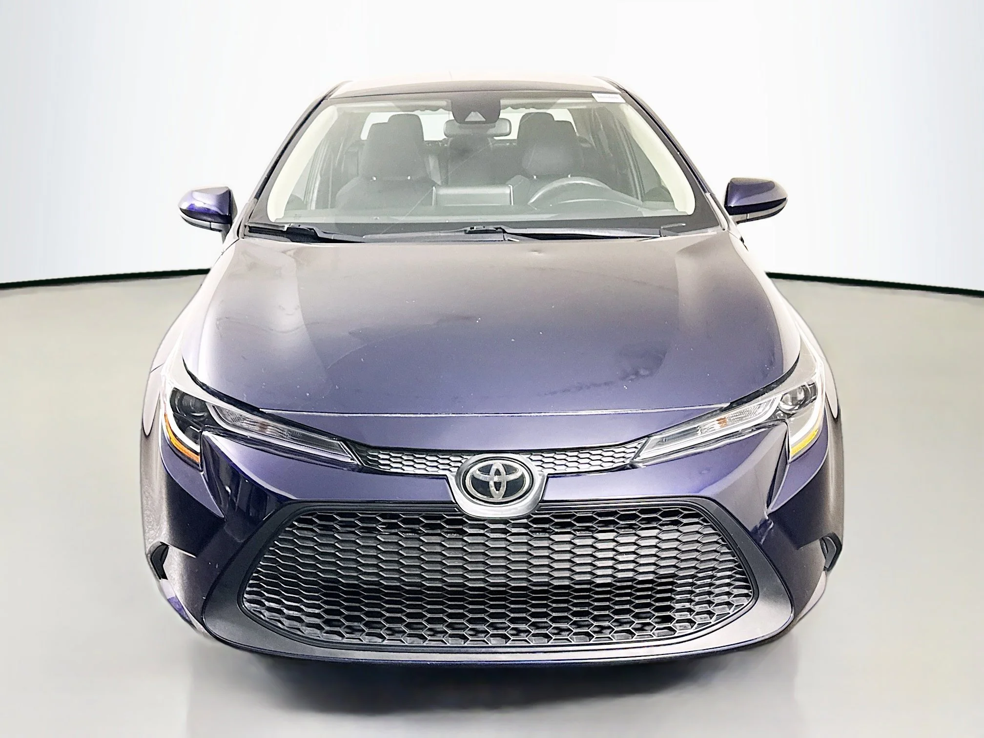 Used 2020 Blueprint Toyota LE image 2