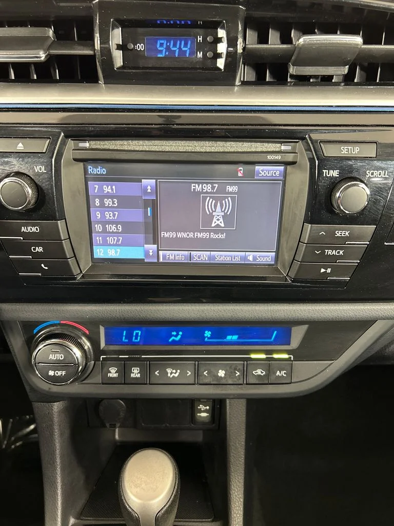 Used 2015 White Toyota S Plus image 14