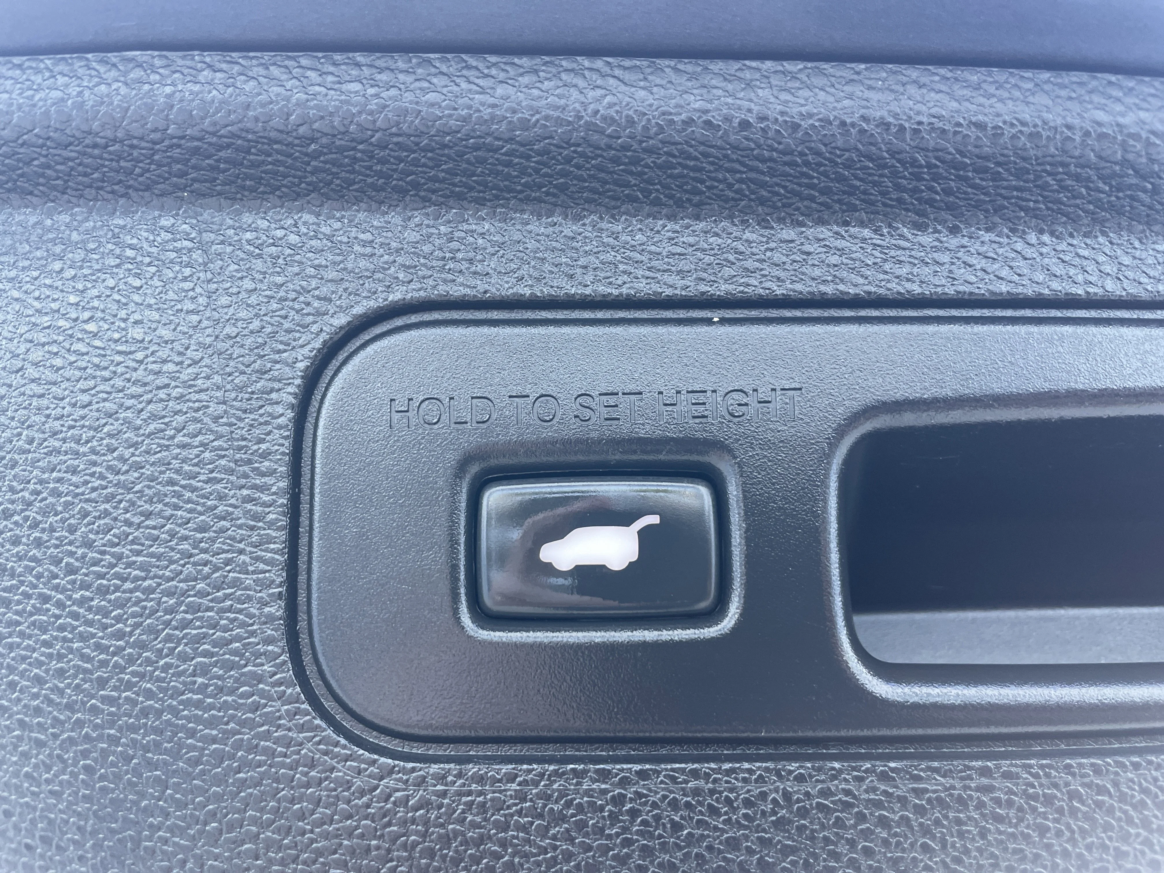Certified Used 2018 Modern Steel Metallic Honda EX-L image 11