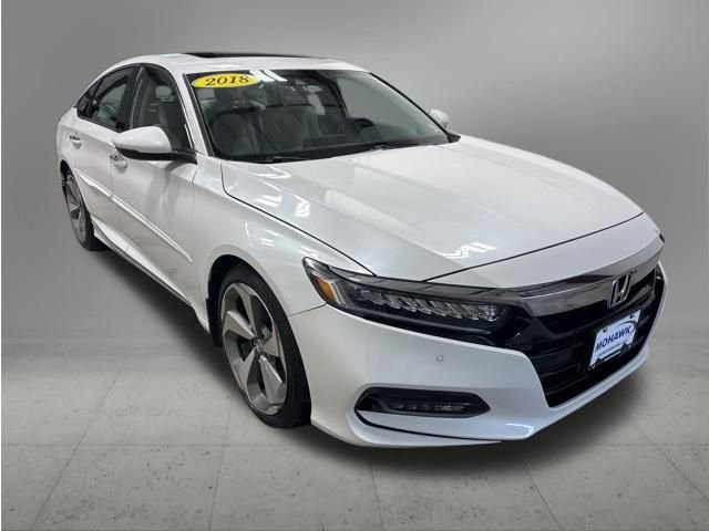 Used 2018 Platinum White Pearl Honda Touring 2.0T image 8