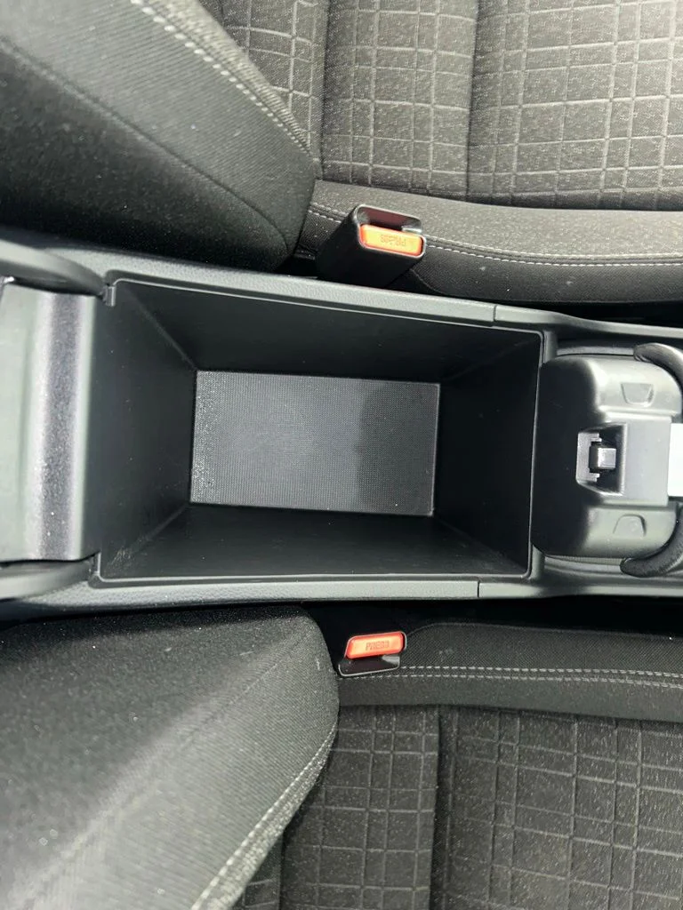 Used 2025  Honda LX image 10