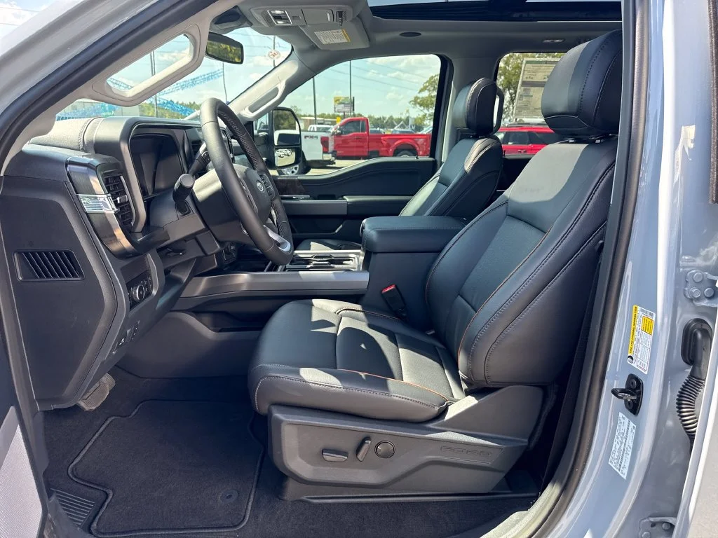 New 2026 Glacier Gray Metallic Tri-Coat Ford F-350® Lariat® image 19