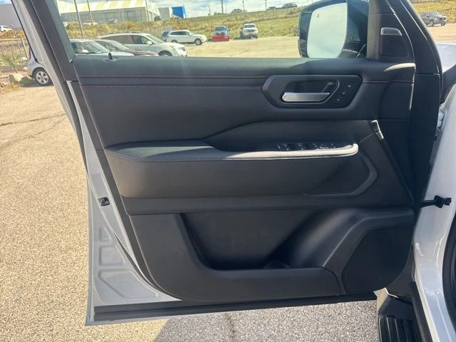 2026 Nissan Armada PRO-4X - Photo 17