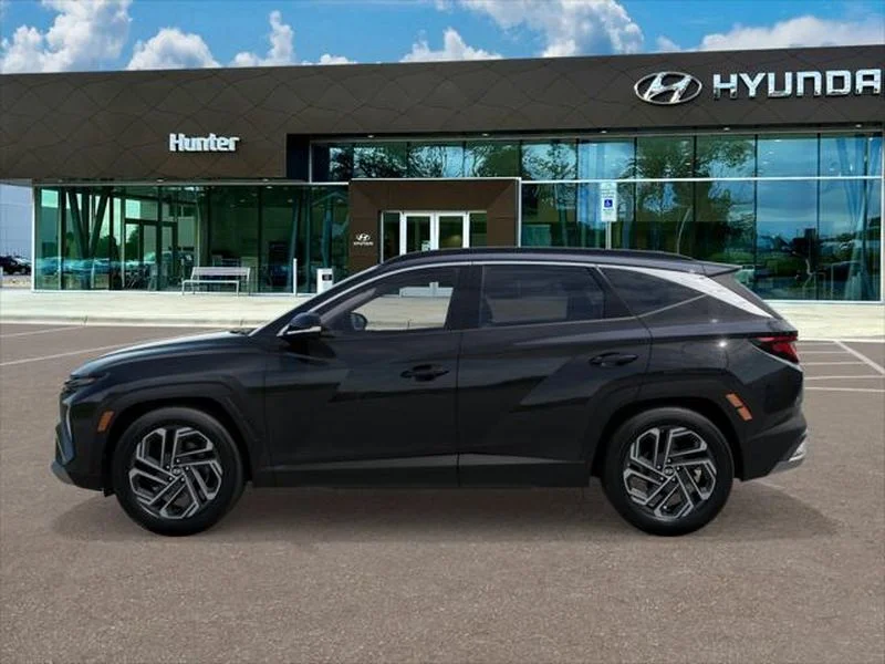 New 2026 Phantom Black Hyundai SEL Plus image 3