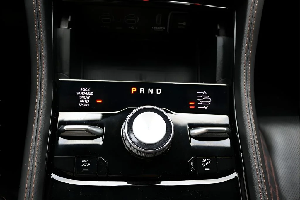 Used 2023 Black Jeep Summit Reserve image 29