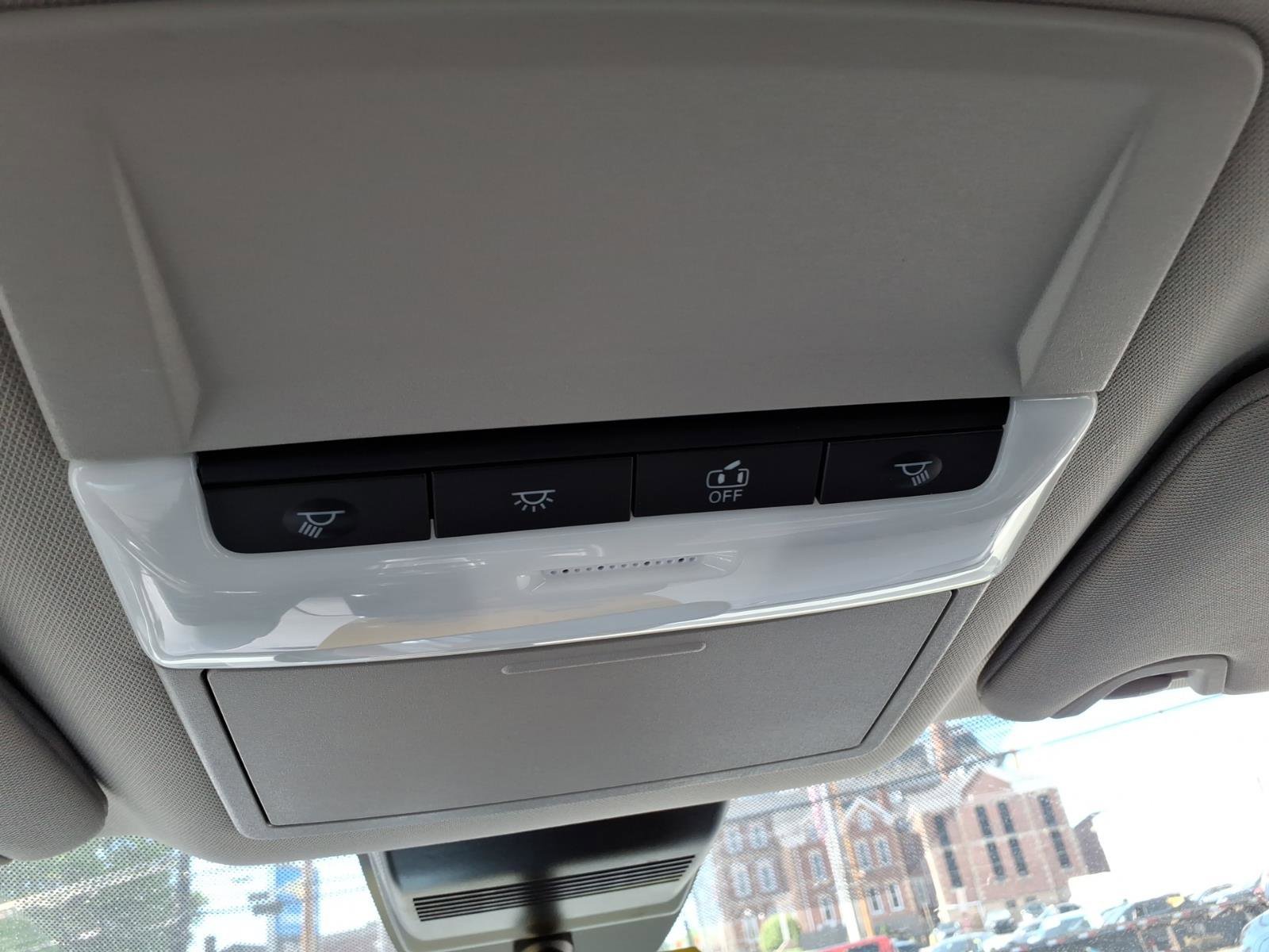 Used 2021 Pearl White Tricoat Nissan 2.5 SV image 30