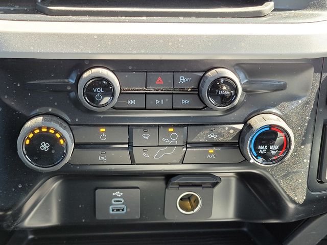 New 2026 Oxford White Ford F-250® XL image 47