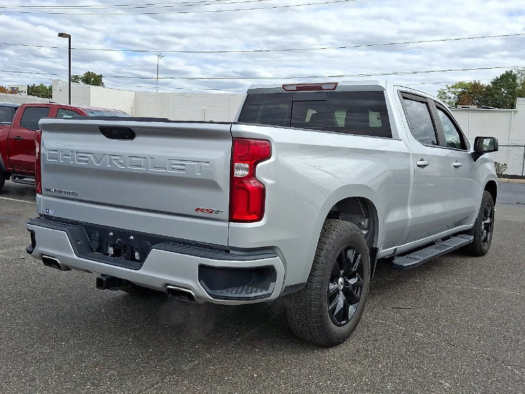 Used 2020 Silver Ice Metallic Chevrolet RST image 11