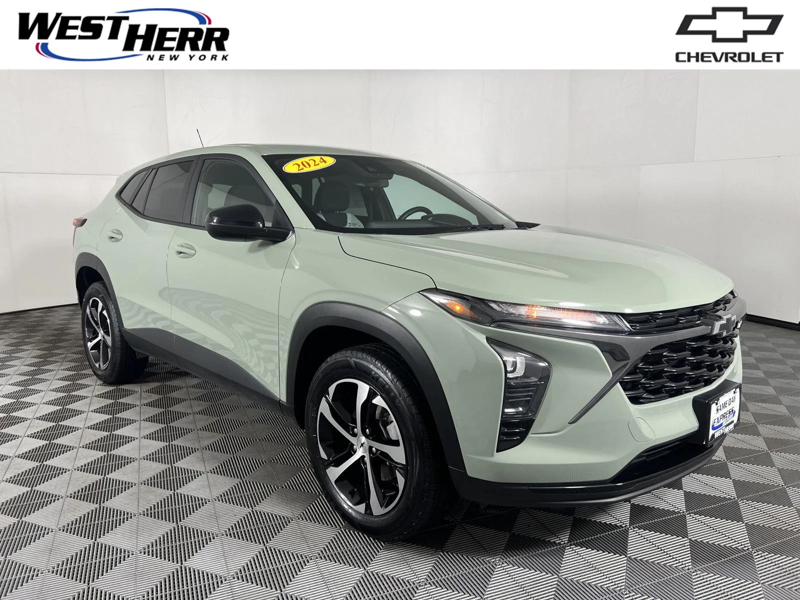 Used 2024 Cacti Green Chevrolet 1RS image 1