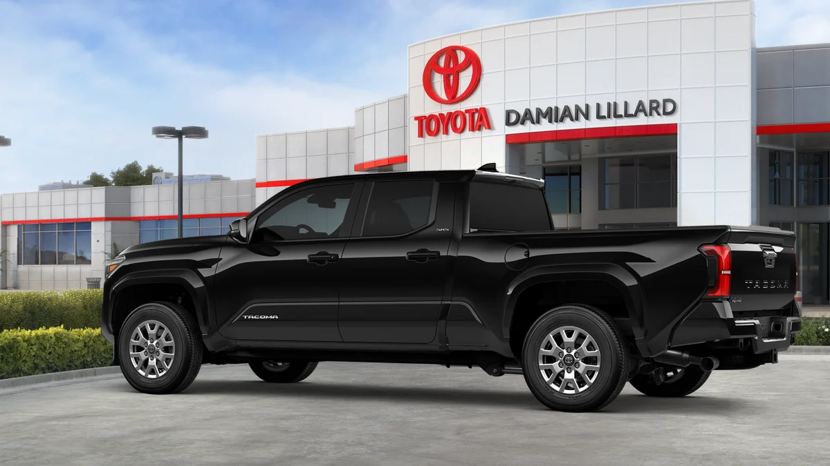 2026 Toyota Tacoma SR5 - Photo 33
