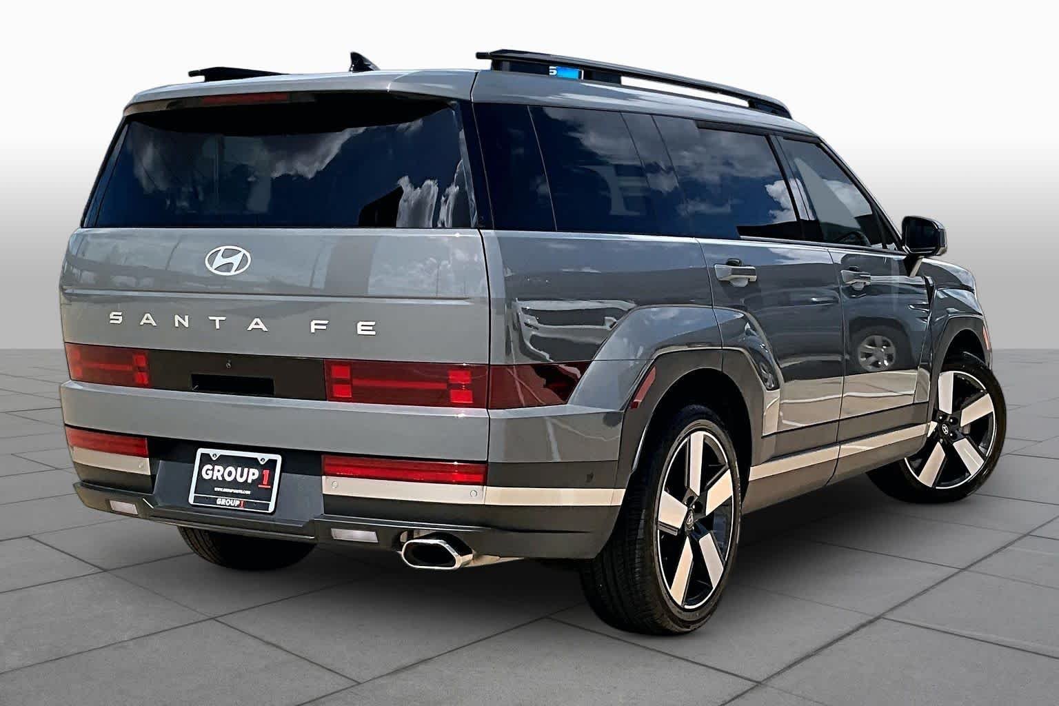 Used 2024 Hampton Gray Hyundai Limited image 12