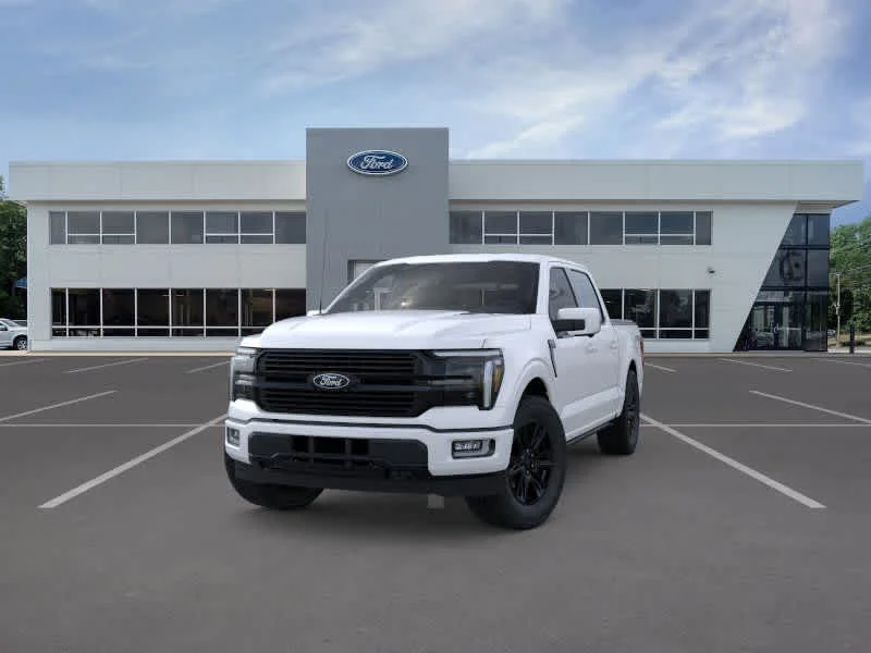 New 2025 Star White Metallic Tri-Coat Ford Platinum® image 2