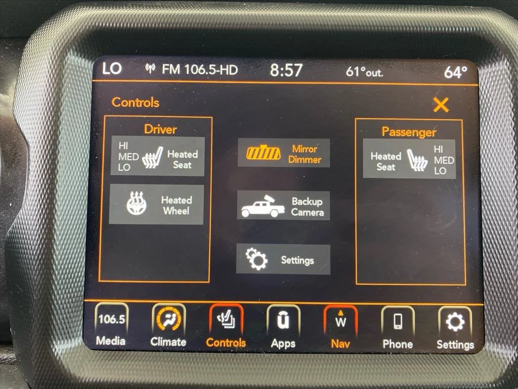 Used 2022 Black Clearcoat Jeep Altitude image 14