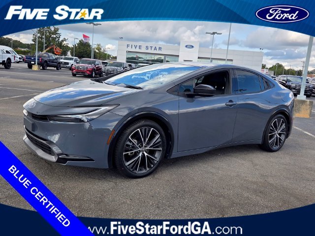 Certified Used 2024 Gray Toyota Limited image 3