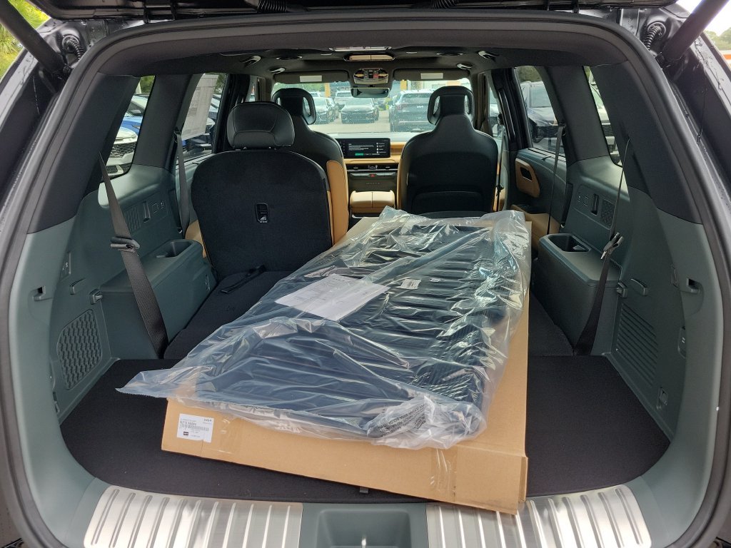 New 2027 Ebony Black Kia X-LINE SX image 15