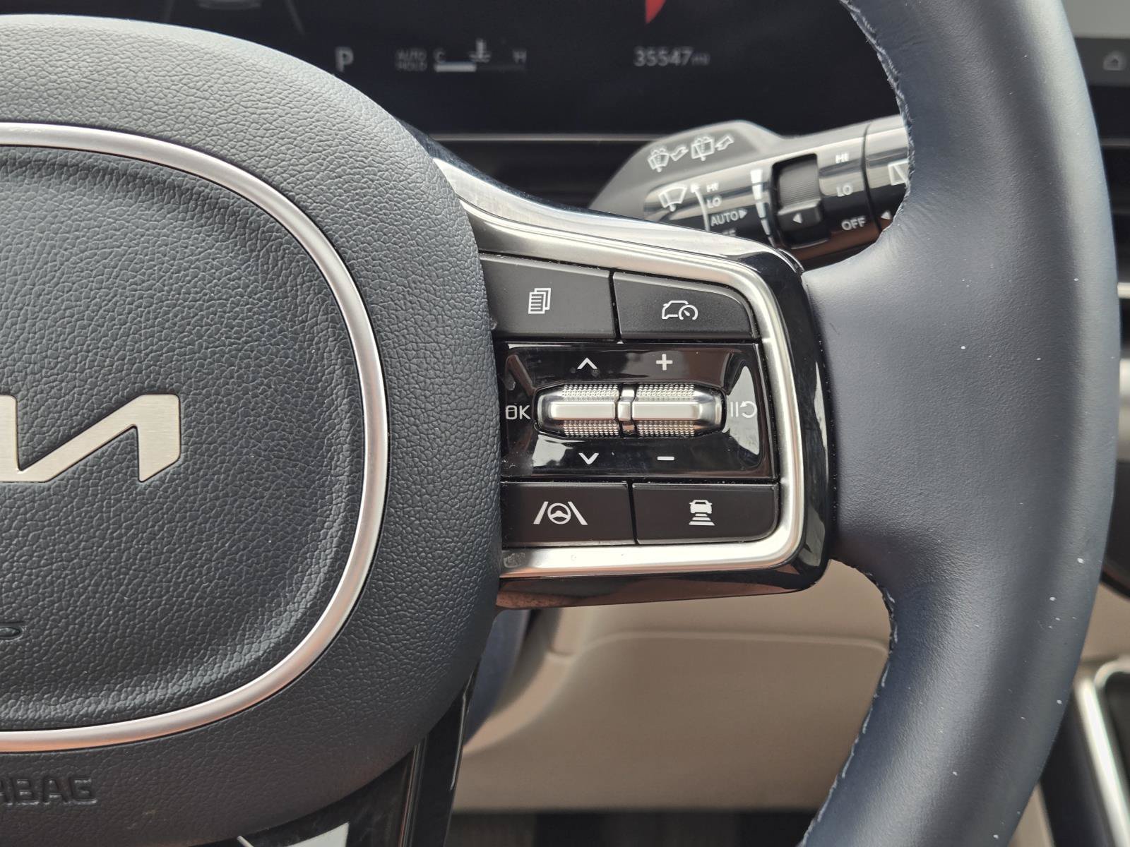 2025 Kia Carnival SX Prestige - Photo 26