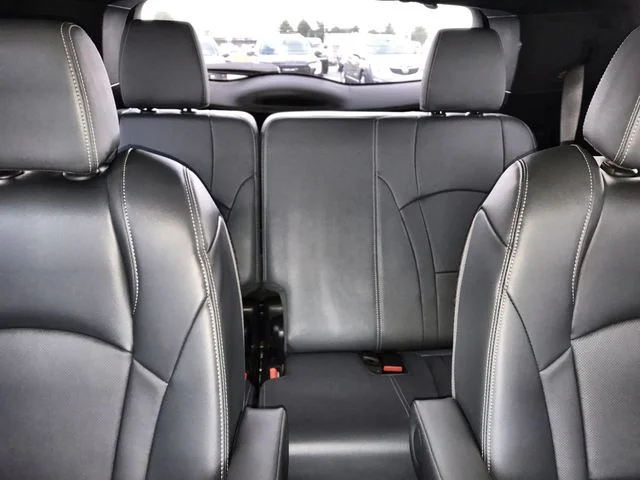 Used 2024 Red Buick Essence image 22