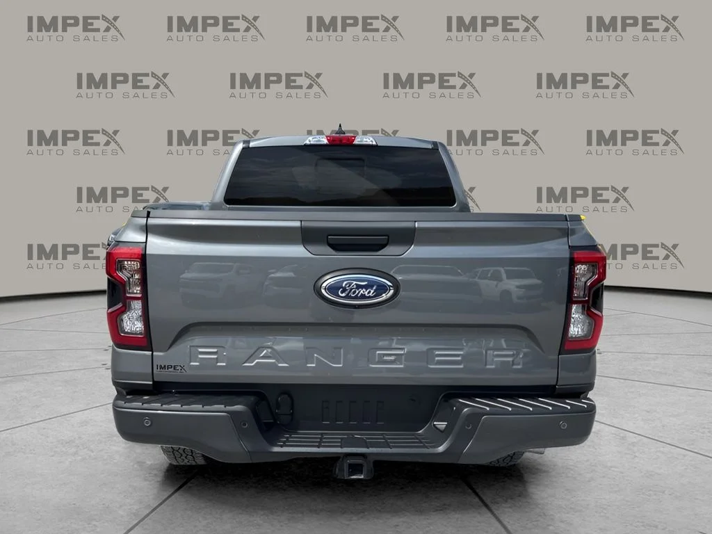 Used 2025 Gray Ford XLT image 4