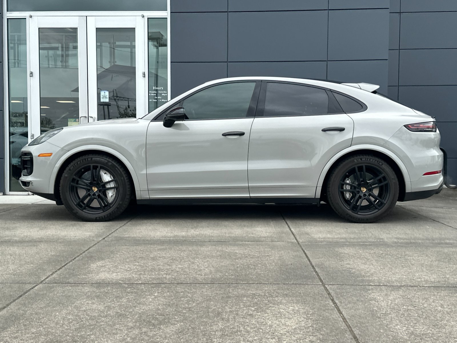 Used 2020 Gray Porsche Turbo image 7